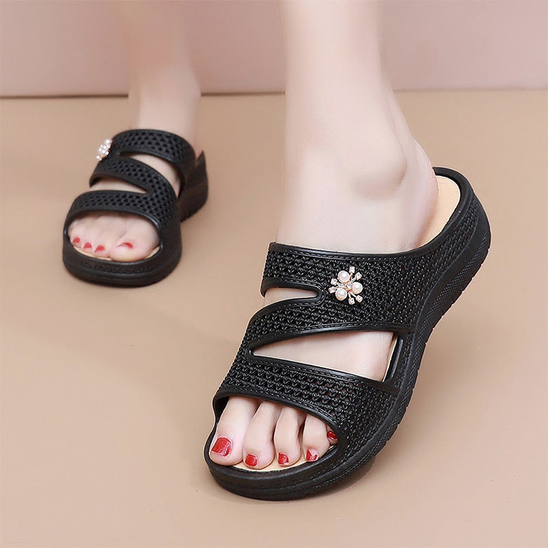 Women's Soft Sole Slip-On Sandals